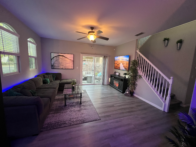 Building Photo - 2834 Stonegate Dr