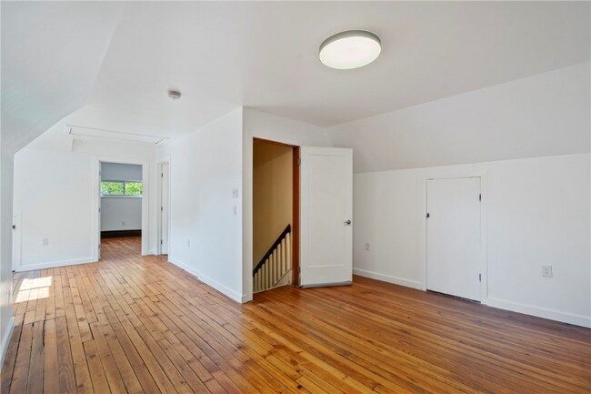 Foto del edificio - 6026 Sawyer St