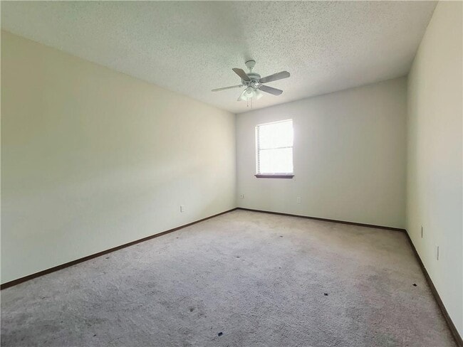 Foto del edificio - 235 Barrett Pl