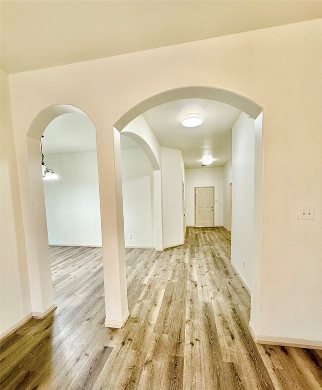 Building Photo - 24726 Cobble Canyon Ln