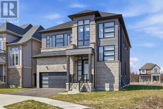 Building Photo - 3241 Dove Dr