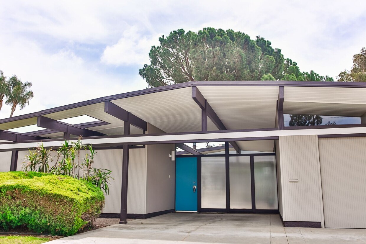 Foto principal - 814 E Ferndale Ave