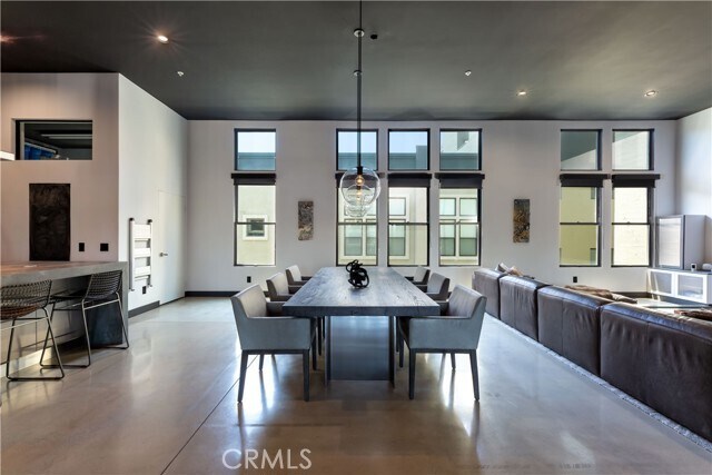 Foto del edificio - 238 N Bush St