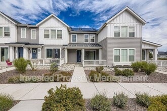 Building Photo - 7488 W Pacific Ln