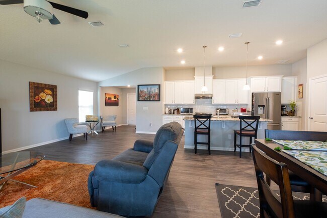 Building Photo - St. John's 3 Bedroom Rental in Mill Creek Plantation