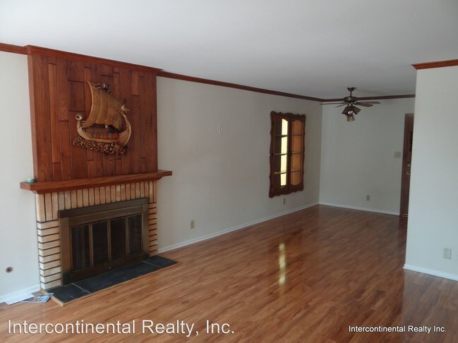 Foto del edificio - 1301 Doris Ave