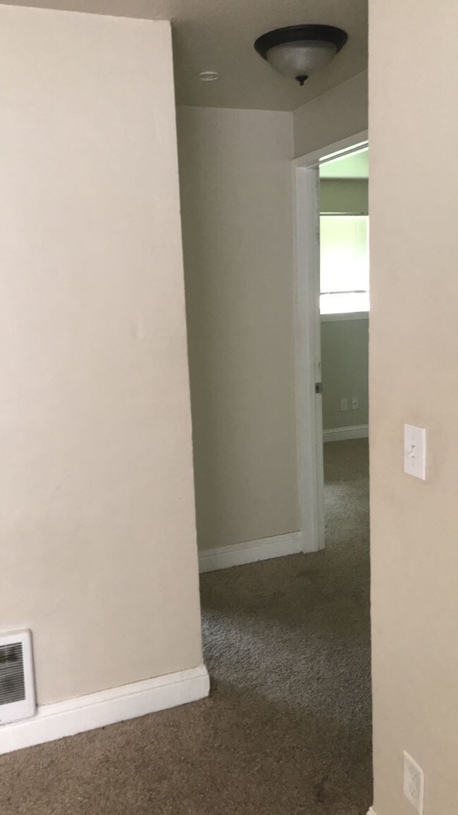 Building Photo - 10133 Patterson St S