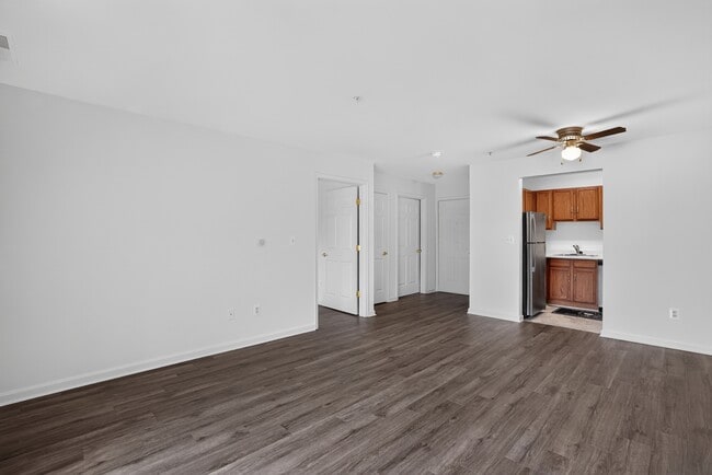 Foto del edificio - The Oaks at Olde Towne- for Seniors 62+