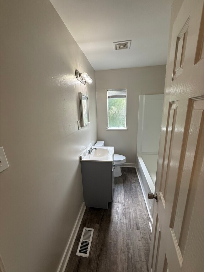 Foto del edificio - 2621 20th Street Ensley