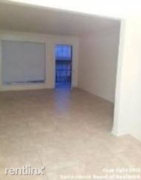 Building Photo - 135 De Chantle Rd