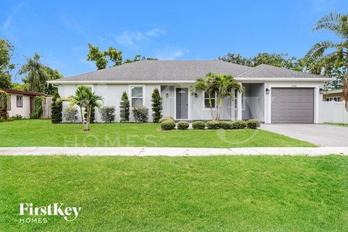 Foto principal - 6702 Cocos Dr
