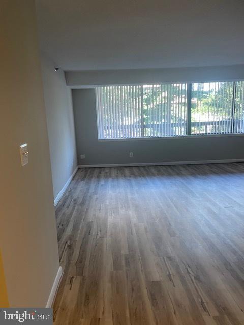 Foto del edificio - 3709 S George Mason Dr