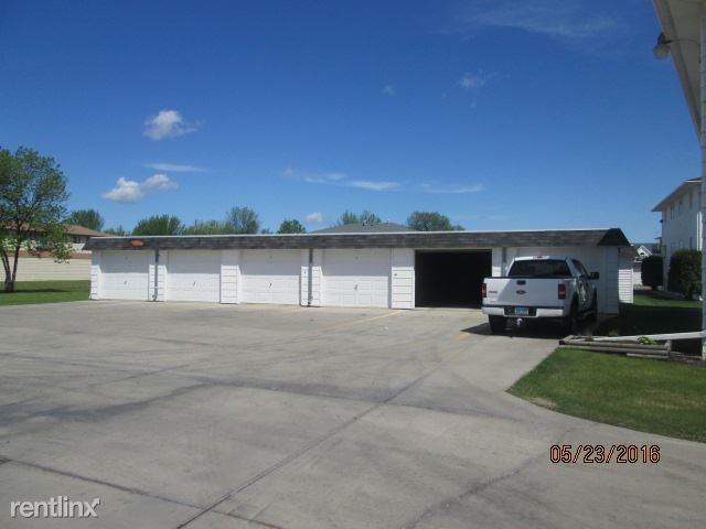 Building Photo - 2904 S 17th St