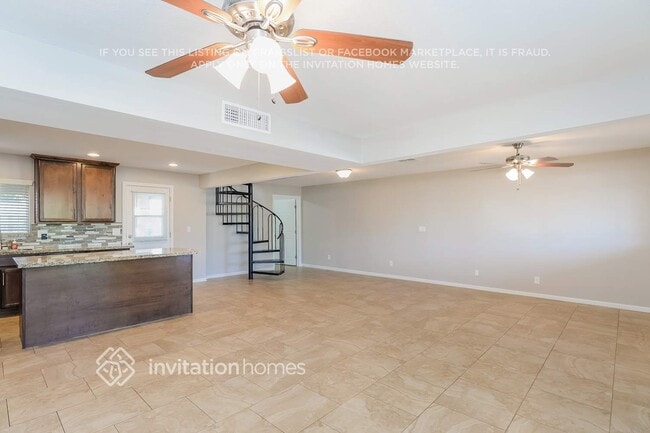 Building Photo - 7443 E Crescent Cir