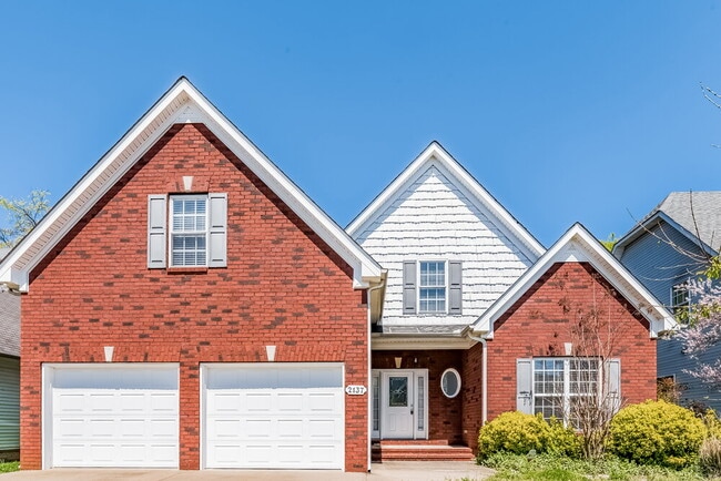 Building Photo - 2137 Aberdeen Cir