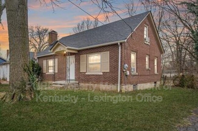 Photo - 200 Floral Park House