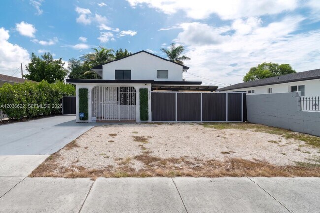 Foto del edificio - 2729 SW 67th Ave