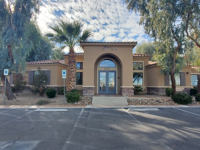 Building Photo - 2031 Hussium Hills St