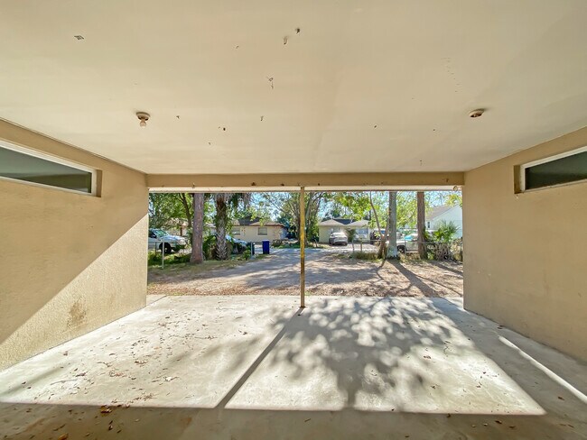 Foto del edificio - 5444 Eleventh Ave