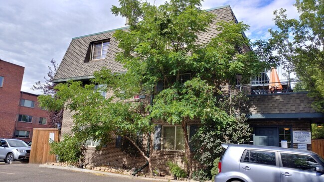 Foto del edificio - 70 N Grant St