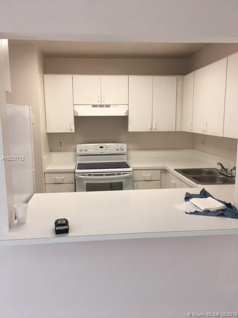 Foto del edificio - 8050 NW 8th St