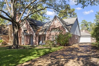 Building Photo - 11 Hornsilver Pl