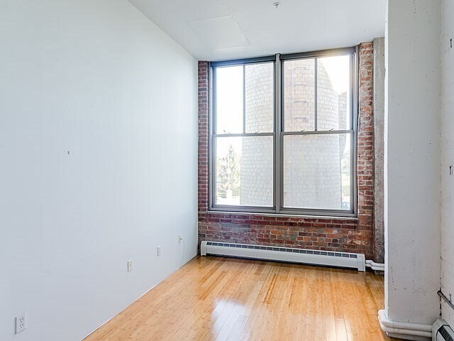 Foto del edificio - 156 Porter St