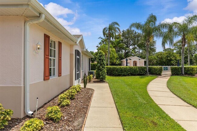 Foto del edificio - 2663 Eagle Greens Dr