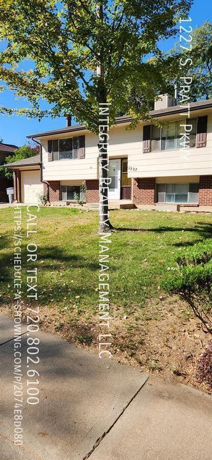 Foto del edificio - 1227 S Pratt Pkwy