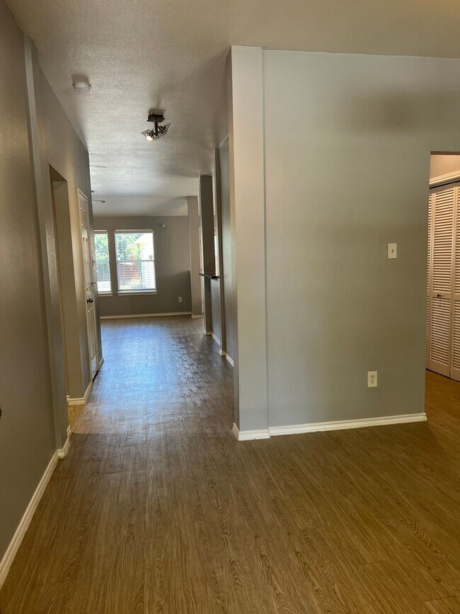 Foto del edificio - Eagle Springs Home Ready for Immediate Occupancy