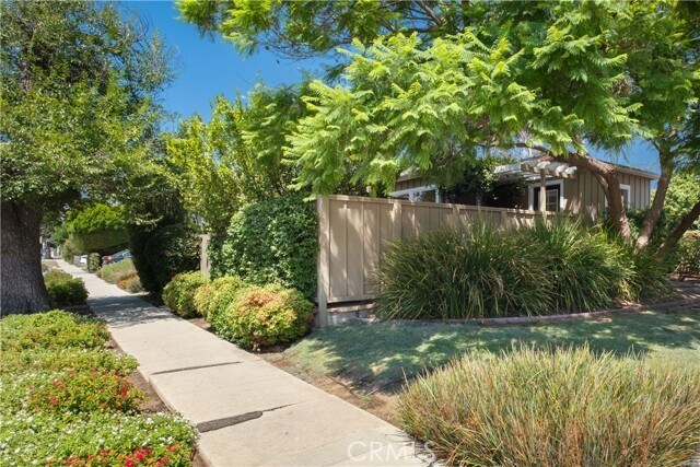 Foto del edificio - 14405 Weddington St