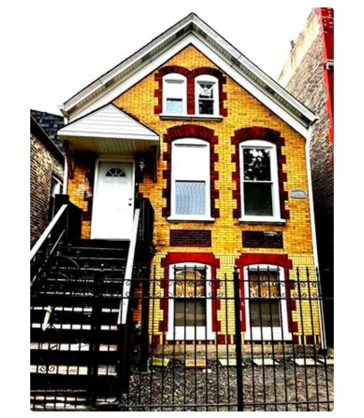 2641 S Spaulding Ave Unit 2nd FL, Chicago, IL 60623 Apartments at