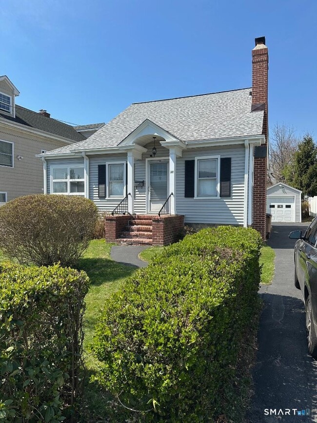 Building Photo - 28 Hobbie St