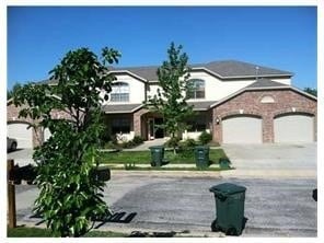 Photo - 2624 N Valencia Ave Townhome