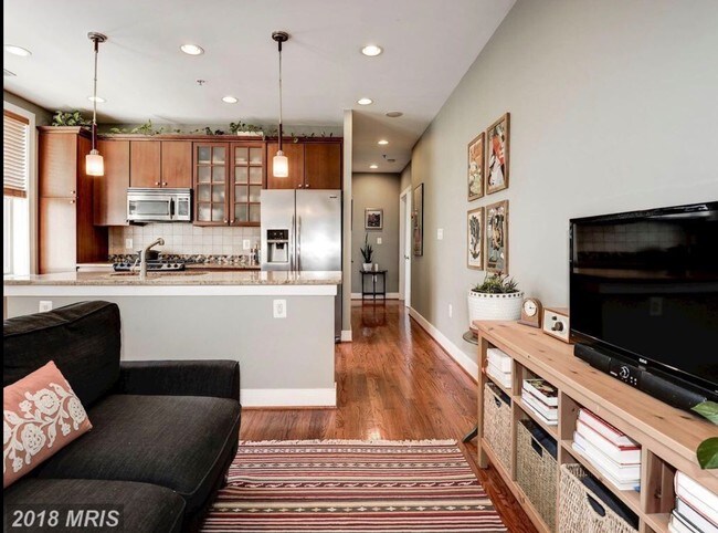 Foto del edificio - 1718 1st St NW