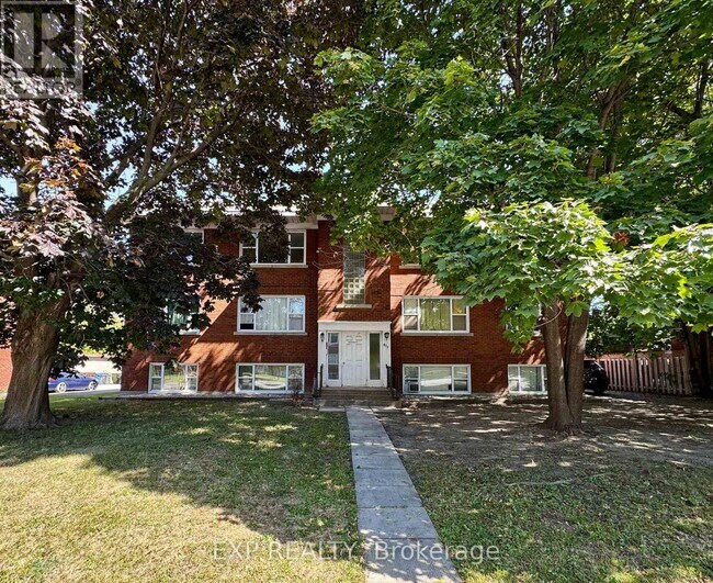Photo du bâtiment - 839 Kirkwood Ave
