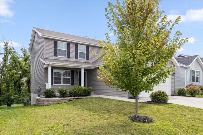 Foto del edificio - 945 Crestwood Ln