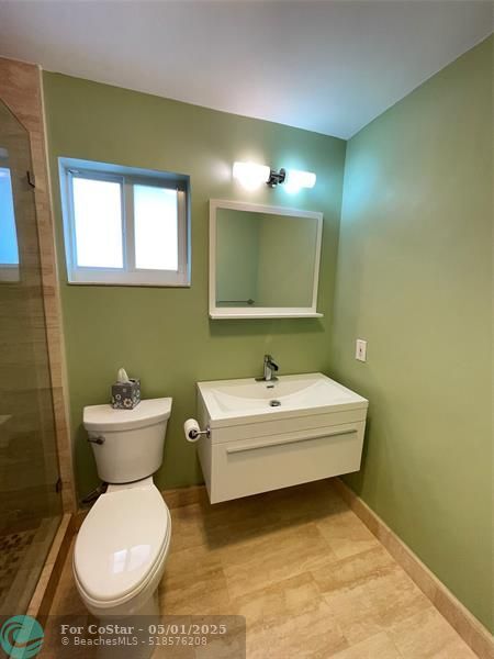 Foto del edificio - 2753 NE 28th St