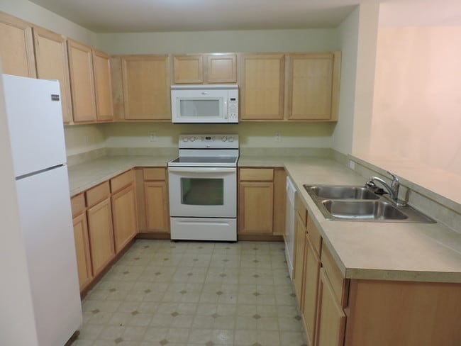 Building Photo - 154 Bertram Dr