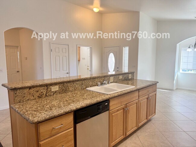 Foto del edificio - Spacious 3 Bed 2 Bath Home!