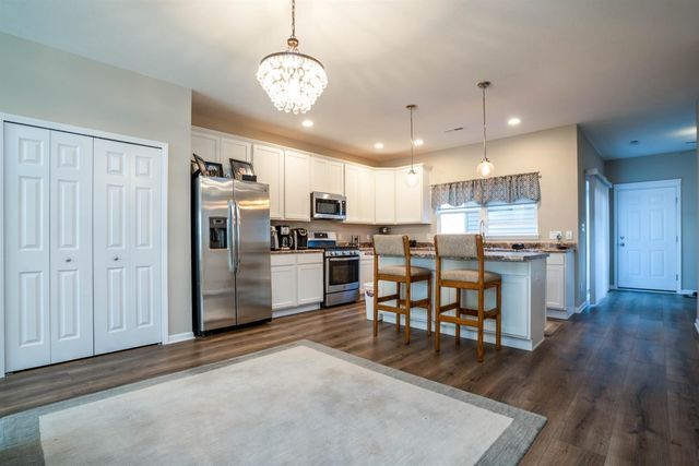 Foto del edificio - 1075 E 115th Ln