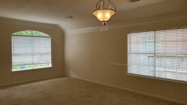 Foto del edificio - 2318 Waterwood Dr