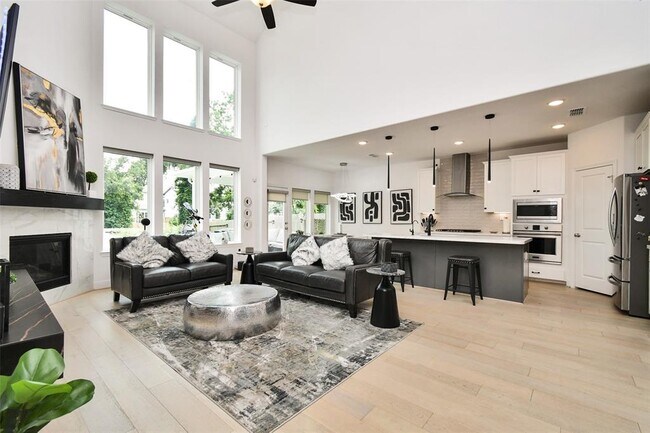 Foto del edificio - 8922 Stanley Oak Dr