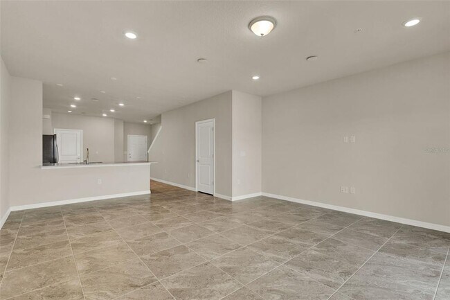 Foto del edificio - 3087 Emerald Acrs Ln