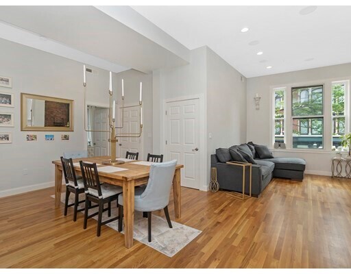 Building Photo - 226 Central St