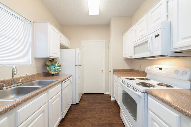 Classic Kitchen with White Appliances - Canyon Creek