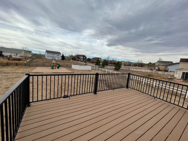 Foto del edificio - 8572 Tibbs Rd