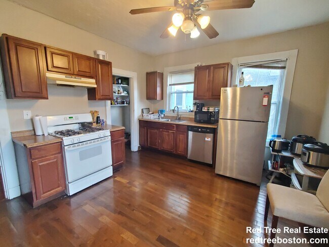 Foto del edificio - 77 Walnut St