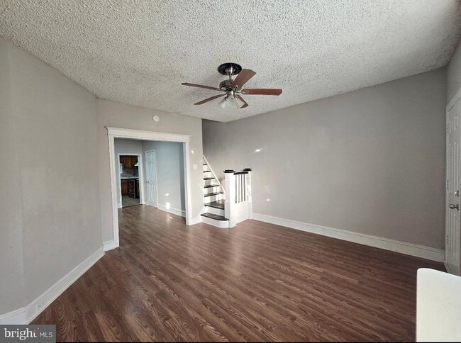 Building Photo - 2036 S 65th St