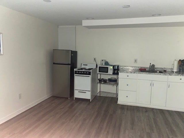 Building Photo - 2290 Lavender Dr